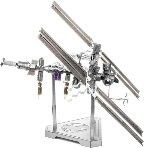 Vista 6 de Metal Earth Fascinations Premium Series Estación Espacial Internacional 3D Kit de modelo de metal con pinzas